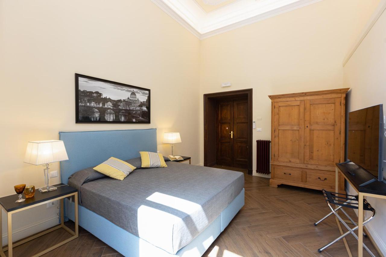 SPA Apartment Via Barberini Rome Bagian luar foto