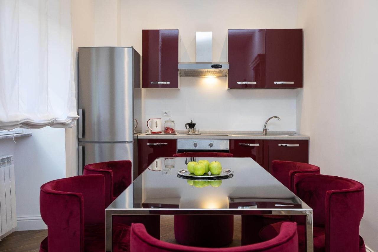 SPA Apartment Via Barberini Rome Bagian luar foto