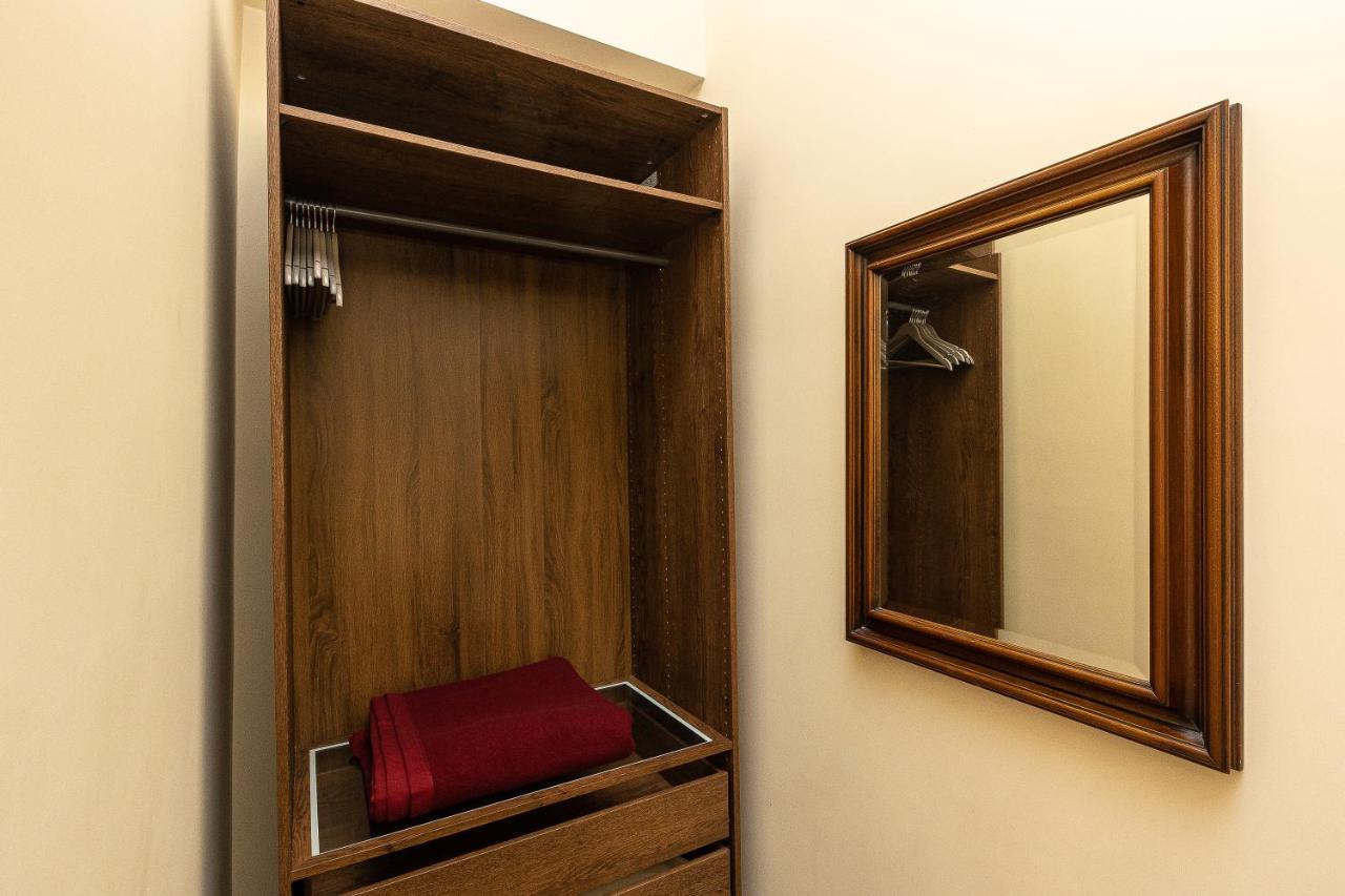 SPA Apartment Via Barberini Rome Bagian luar foto