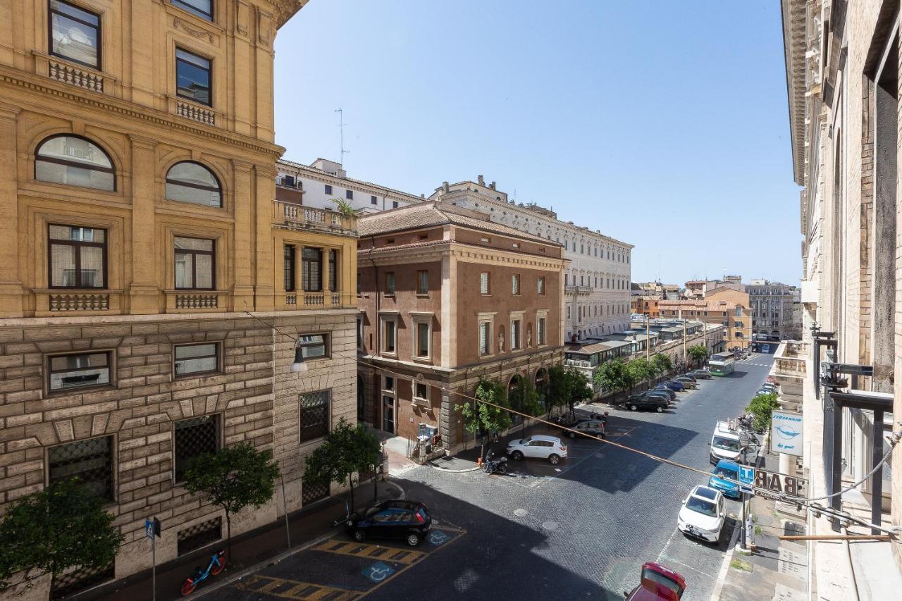 SPA Apartment Via Barberini Rome Bagian luar foto