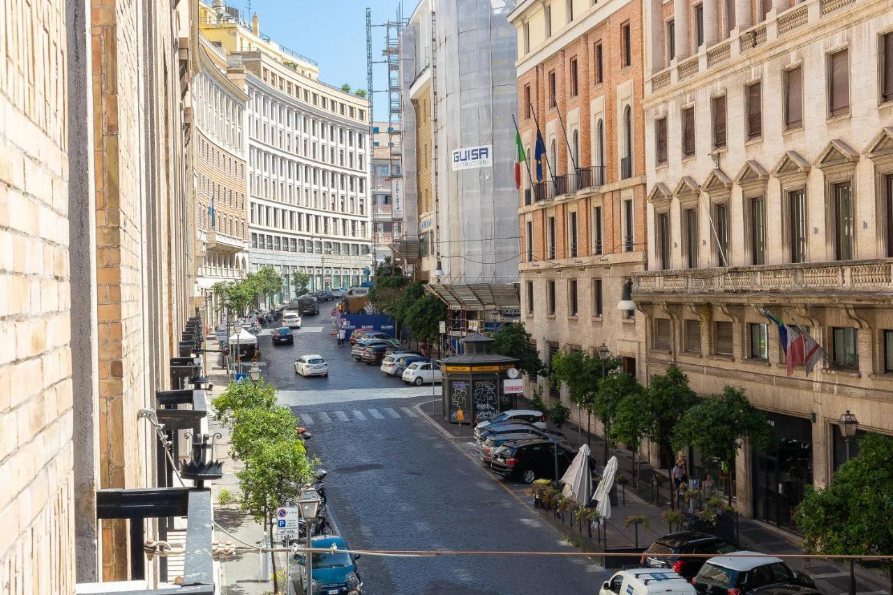 SPA Apartment Via Barberini Rome Bagian luar foto
