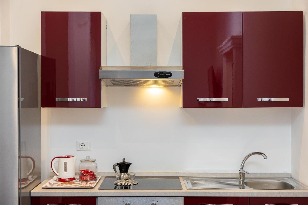 SPA Apartment Via Barberini Rome Bagian luar foto