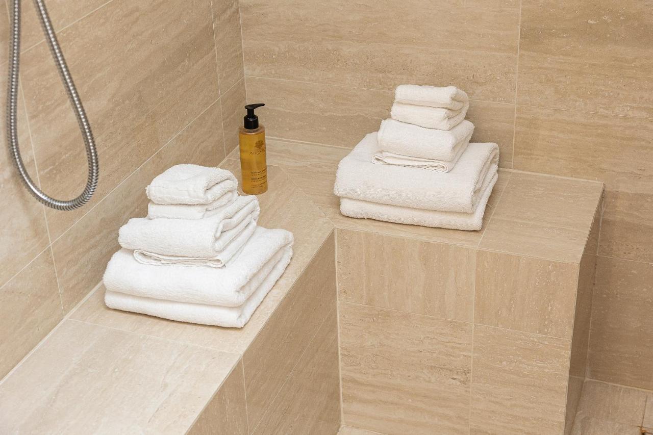 SPA Apartment Via Barberini Rome Bagian luar foto