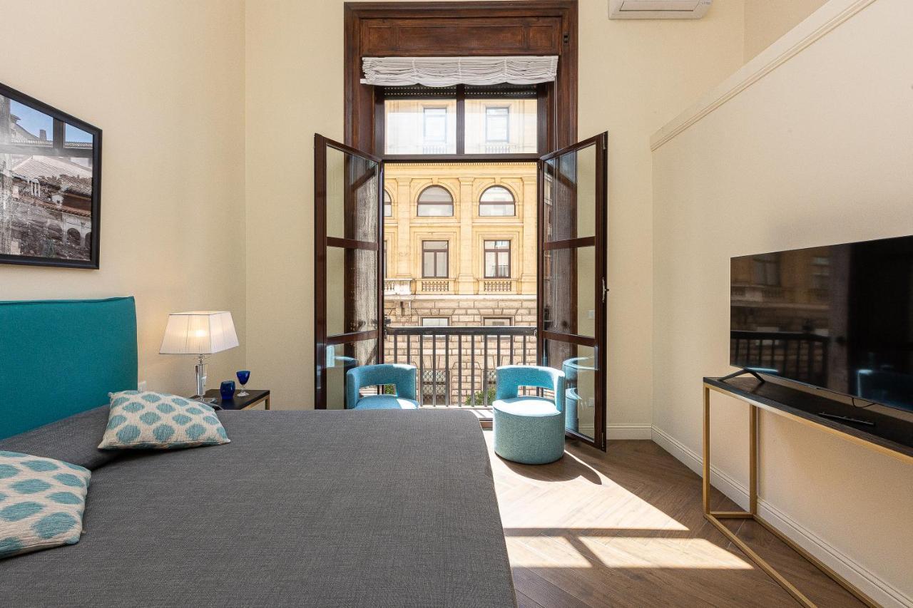 SPA Apartment Via Barberini Rome Bagian luar foto